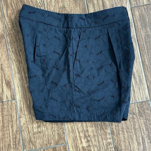 A New Day Women's High-Rise Pleated Eyelet Cotton Short Black Size 6 Cottage - Picture 3 of 9